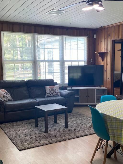 Cozy Home, King Bed, 3 Bedrooms,Close To Downtown Beaches Towncenter Jacksonville Ngoại thất bức ảnh